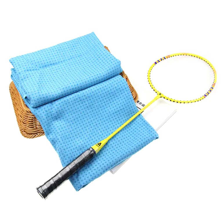 چرا می توان حوله Microfiber Yoga MAT را بدون لغزش عملکرد ضد لغزش و جذب کننده عرق را تضمین کرد؟