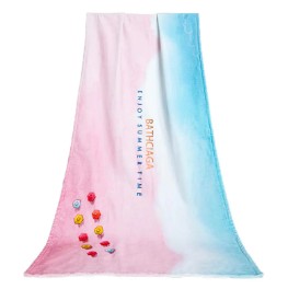 چگونه حوله های ساحلی خود را در سفر بسته بندی کنیم و از چسبیدن شن و ماسه جلوگیری کنیم؟